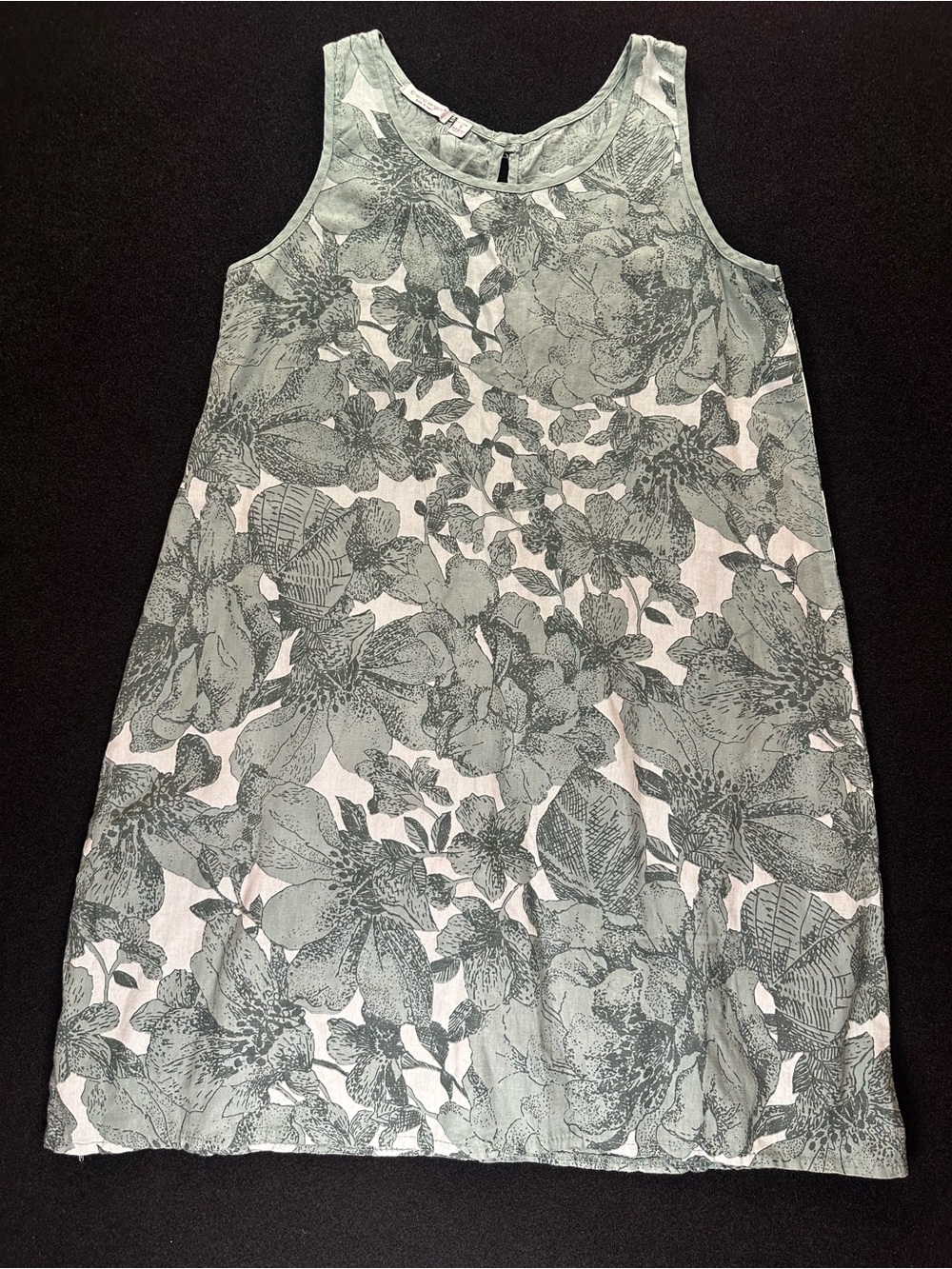 Cristina Vergani Linen Blend Sleeveless Floral Midi Dress in Sage Green